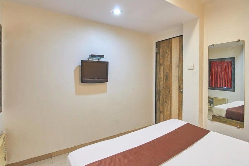 Fabhotel Galaxy Suite ムンバイ エクステリア 写真